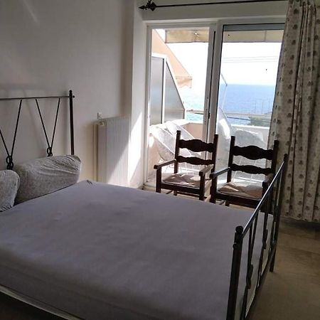 Super View Seafront Apartment Nea Michaniona Exteriér fotografie